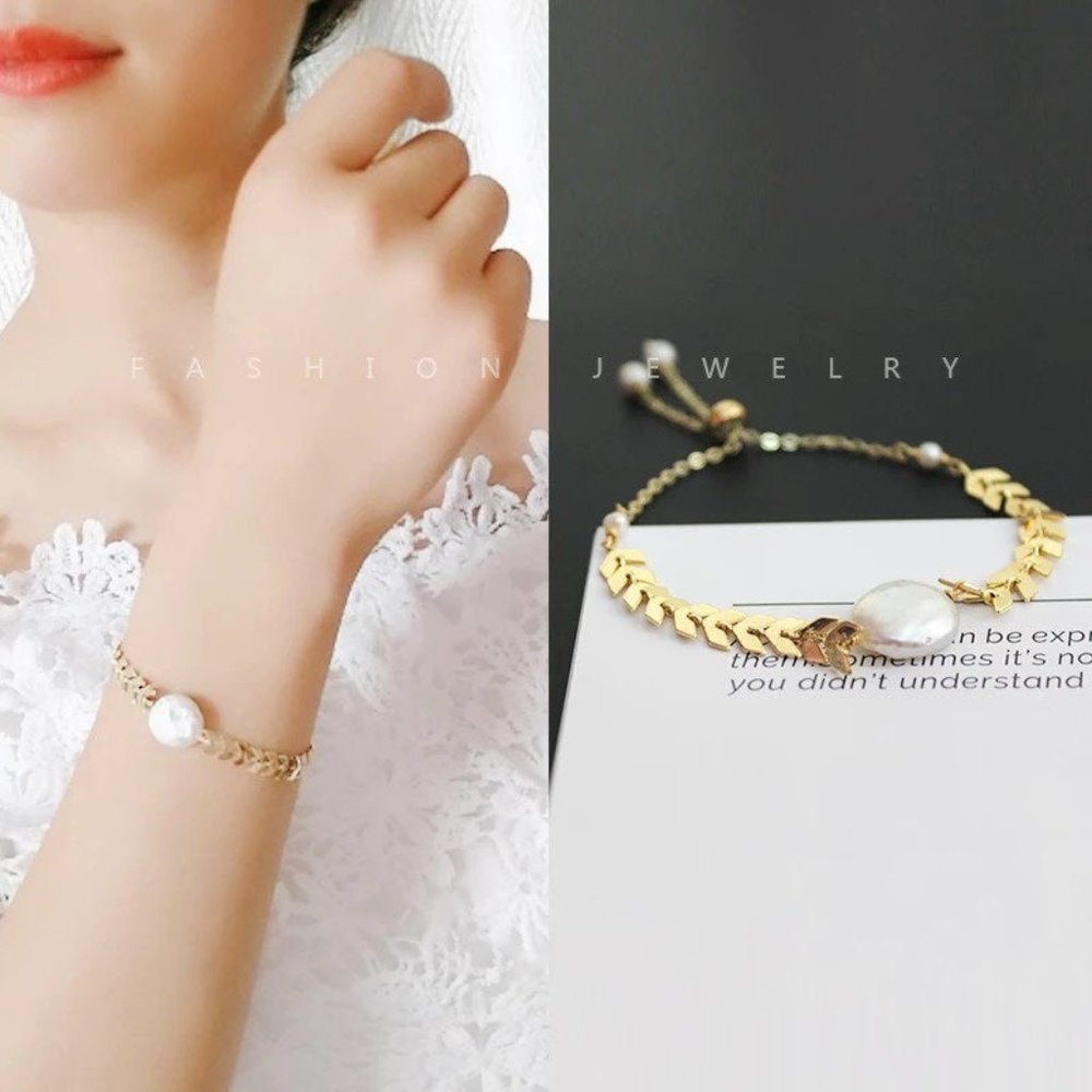 Pearl fish tail slider lock bracelet